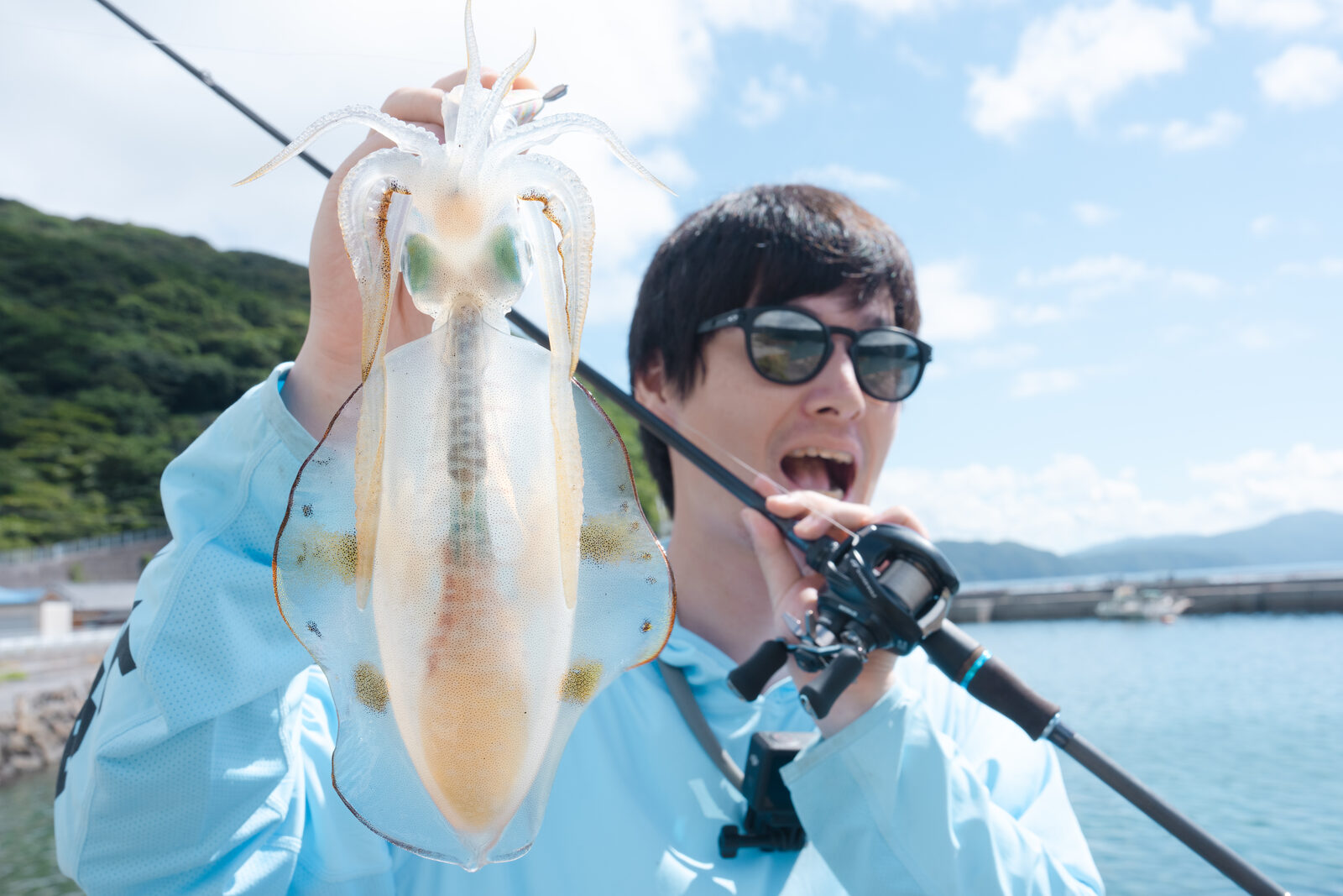 デイゲームのレッドモンスター🦑